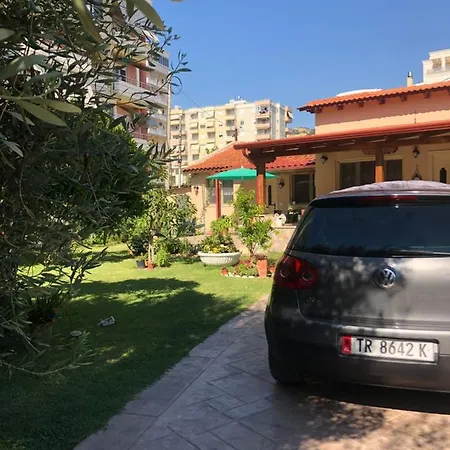 Olive House. 3* Vlorë